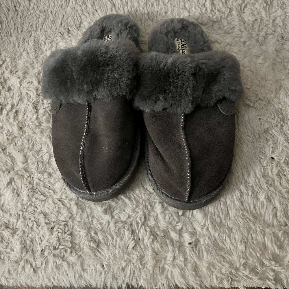 Cozy Gray Women's Slippers
